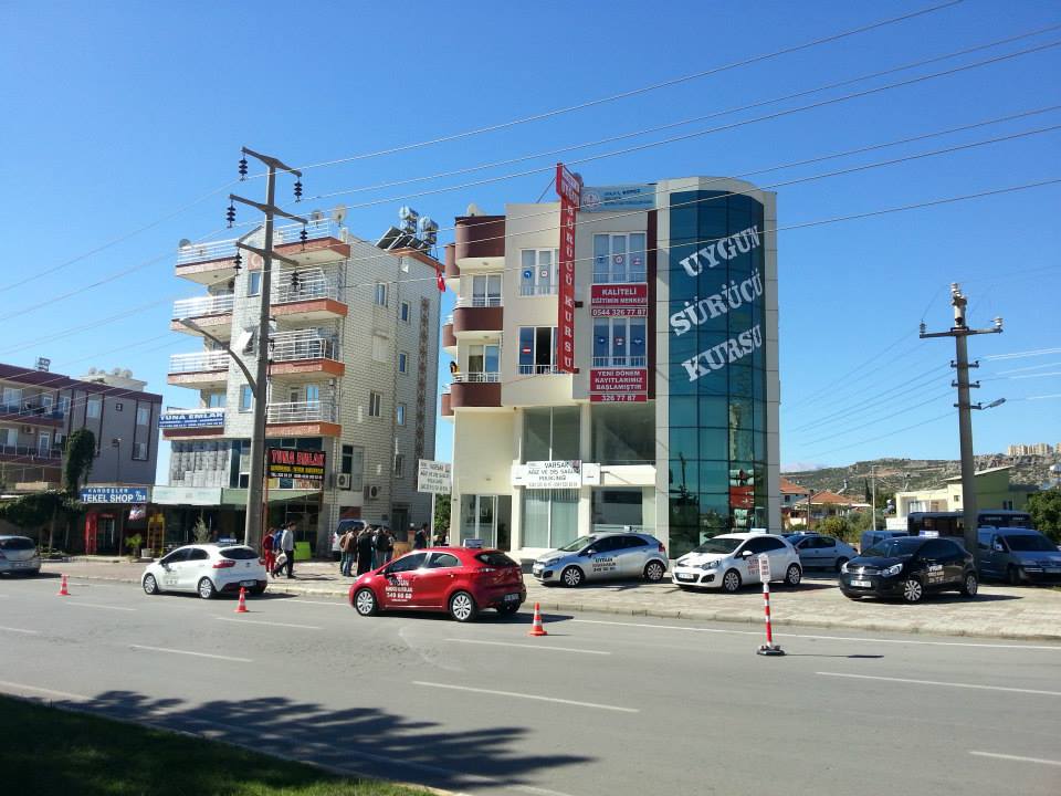 Uygun Sürücü Kursu / SRC-PSİKOTEKNİK / VARSAK Yerel İşletme fotoğrafı 1